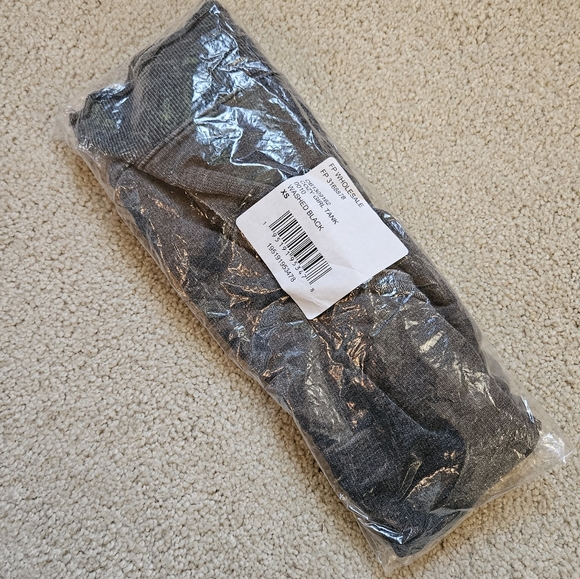 Free People Cozy Girl Tank Top Soft Oversized Deep V Neck Washed Black XS NWT - Picture 6 of 15